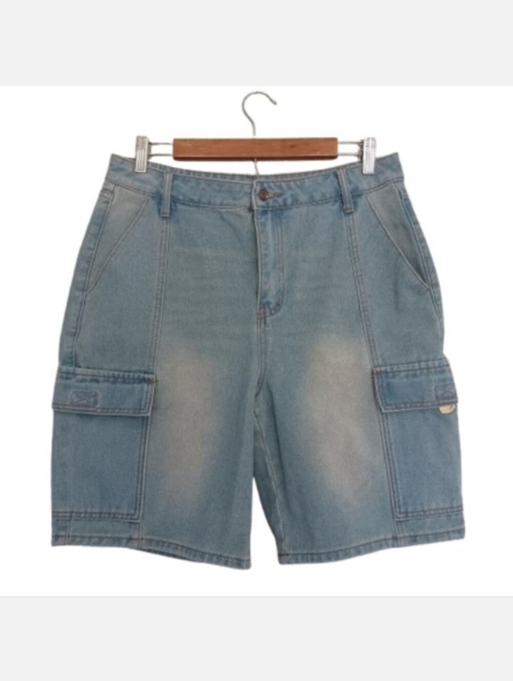 REFRAIN Women's Casual Streetwear Size 9/29 Denim Cargo Jean Shorts